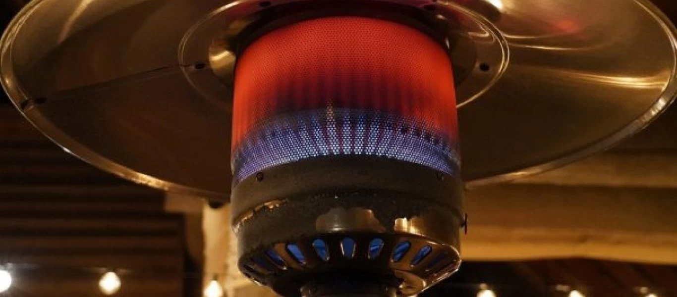 Ανοίγουν εκτάκτως με απόφαση της κυβέρνησης τα καταστήματα θερμαντικών σωμάτων στη βόρεια και την ανατολική Αττική